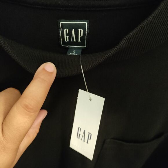 GAP Long Sleeve with pockets - Picture 2 of 3